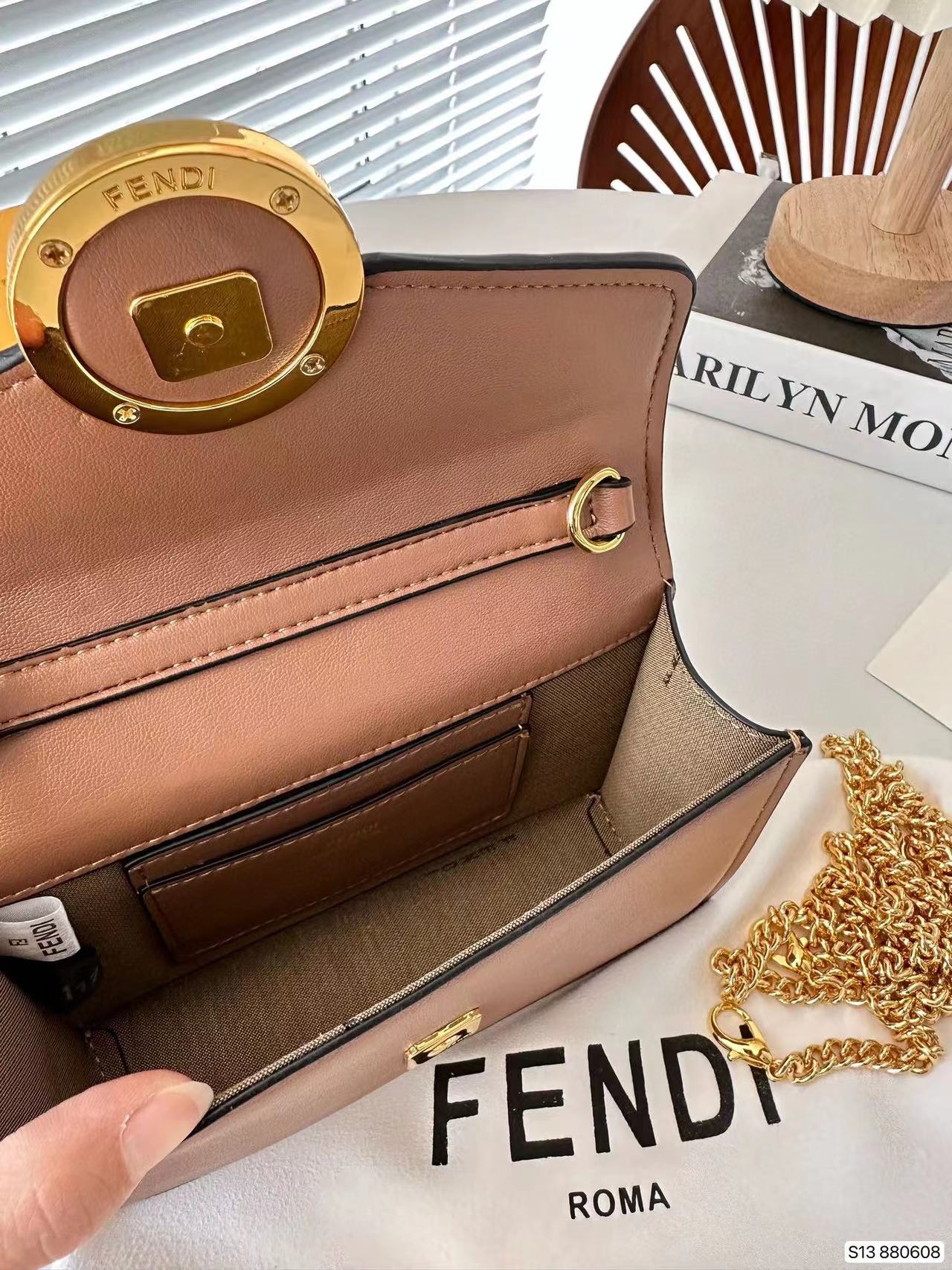 FEND1 チェストバッグ ファニーパック18*11cm【 50％割引+送料無料】