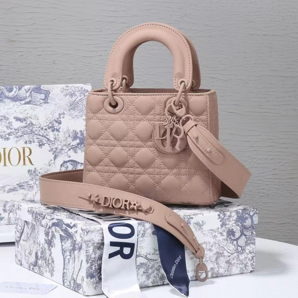 新商品発売🔥DO LADY バッグ🎀【50％割引+送料無料】