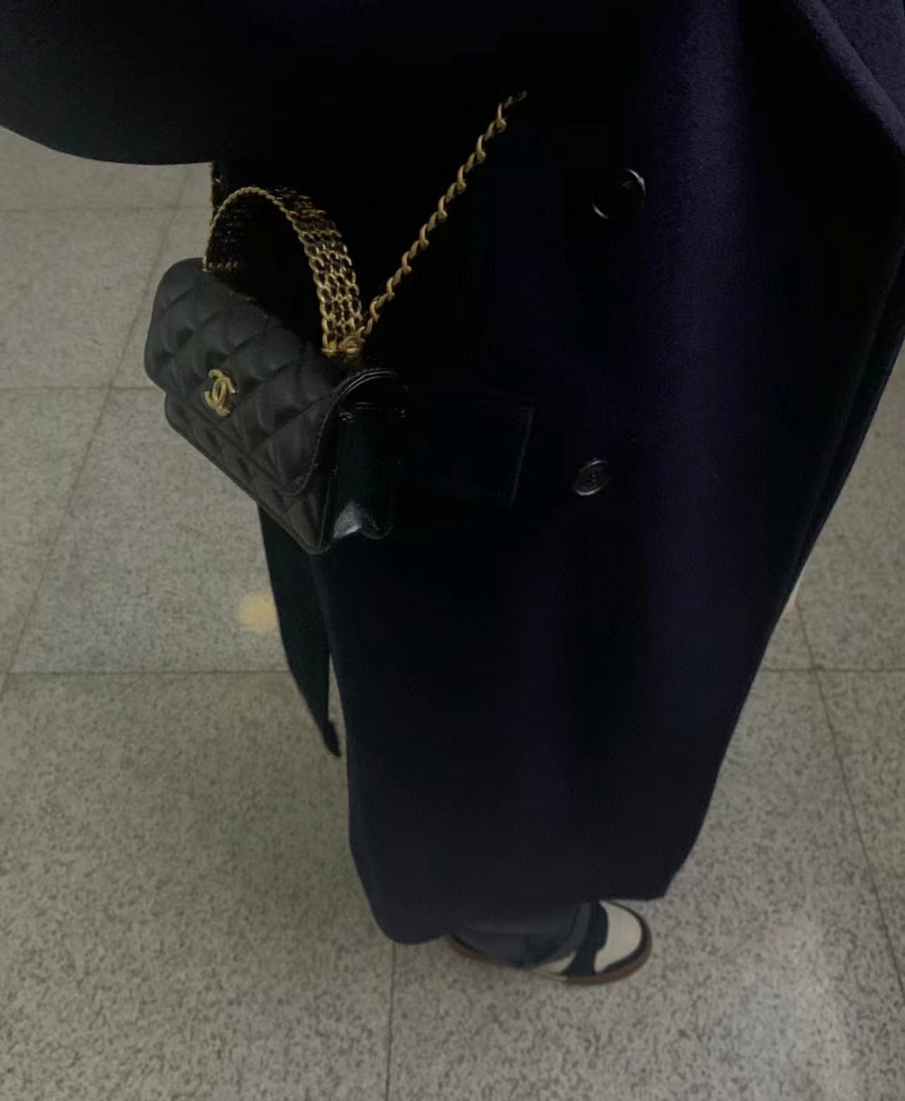 CHANE1 メタルロゴ ポータブル ショルダーバッグ【50％割引+送料無料】