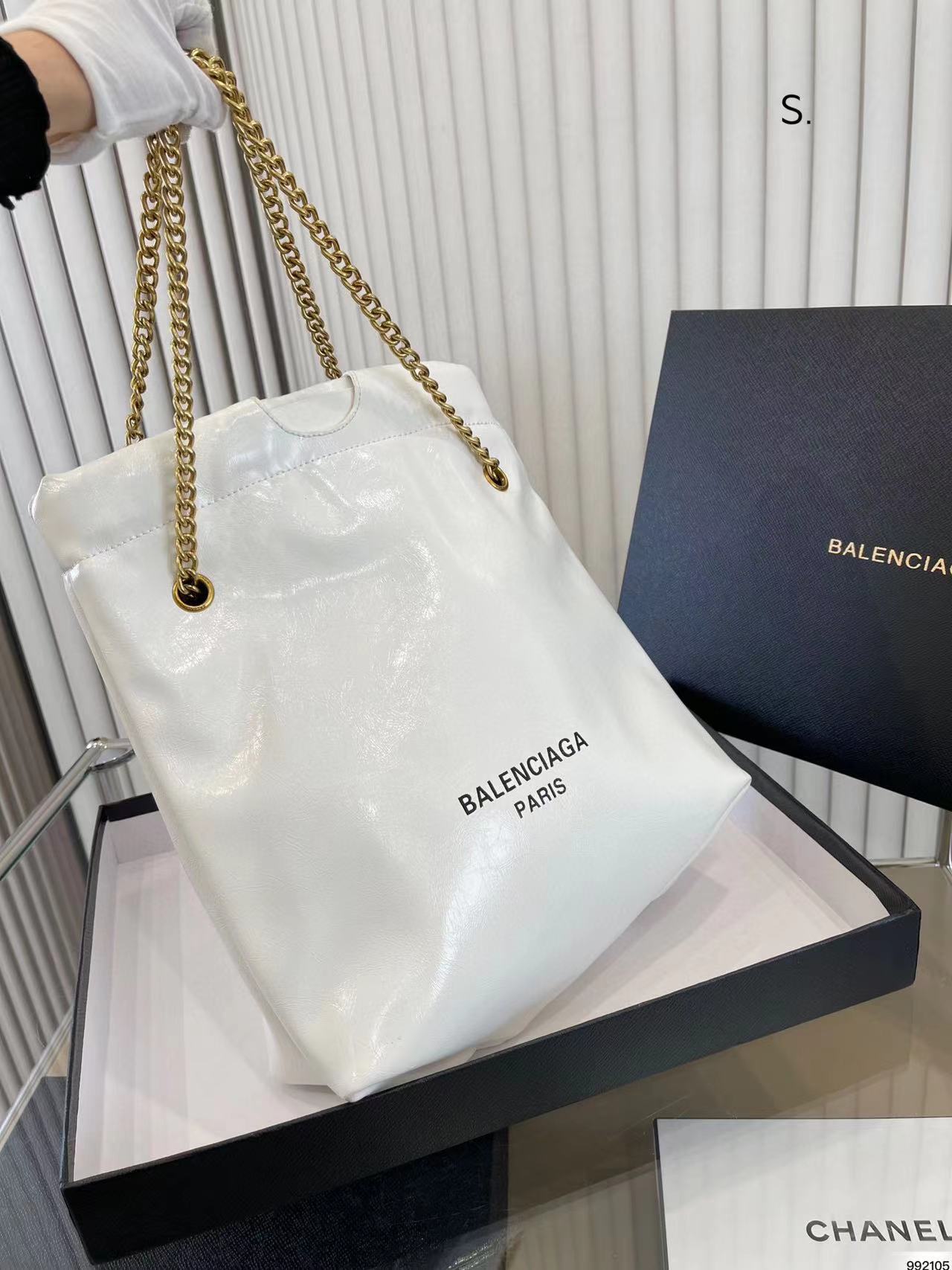 BALENC1AGA クロスボディバッグ【50％割引+送料無料】