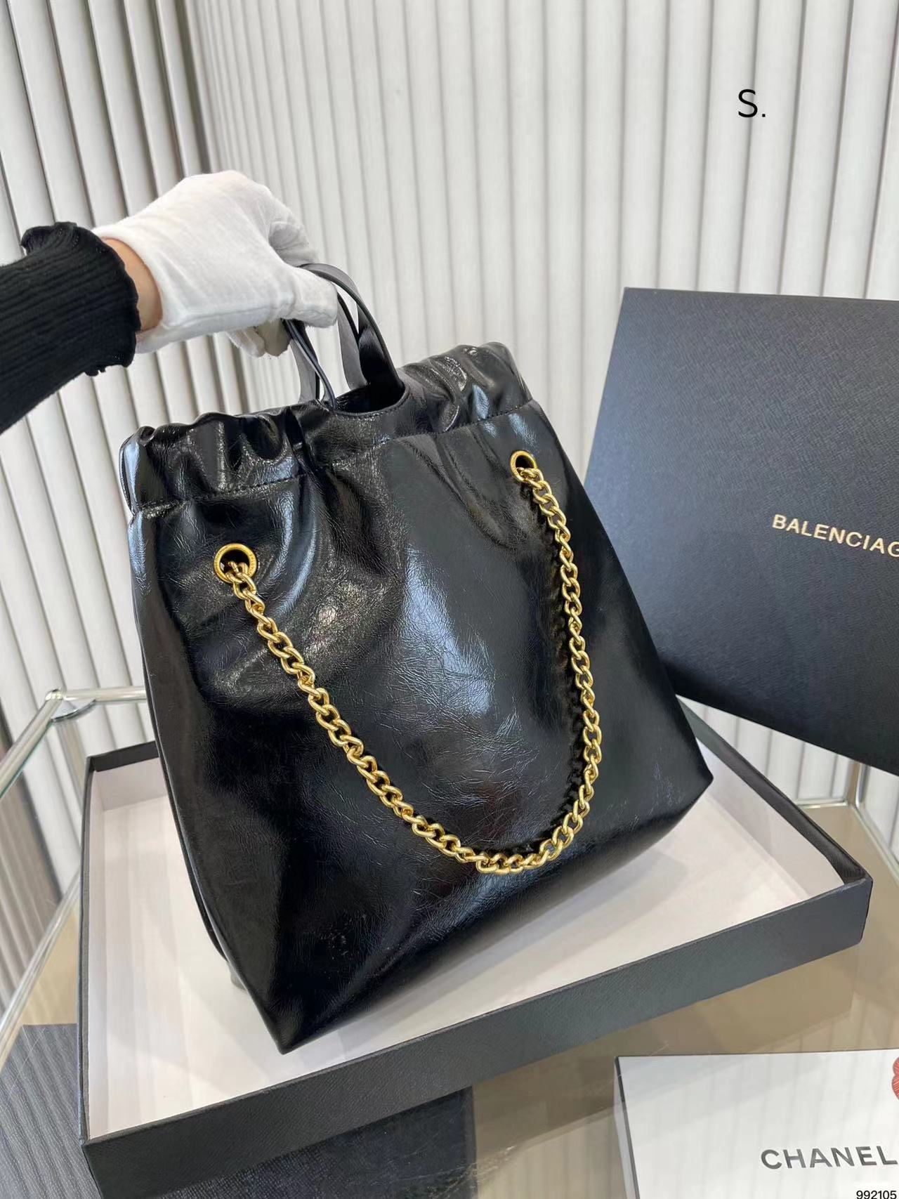 BALENC1AGA クロスボディバッグ【50％割引+送料無料】