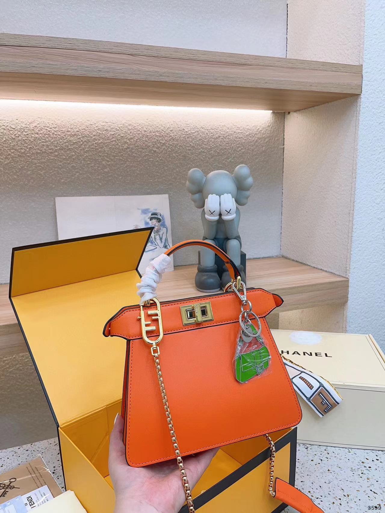 FEND1 高品質のポータブル ショルダー メッセンジャー バッグ【50％割引+送料無料】