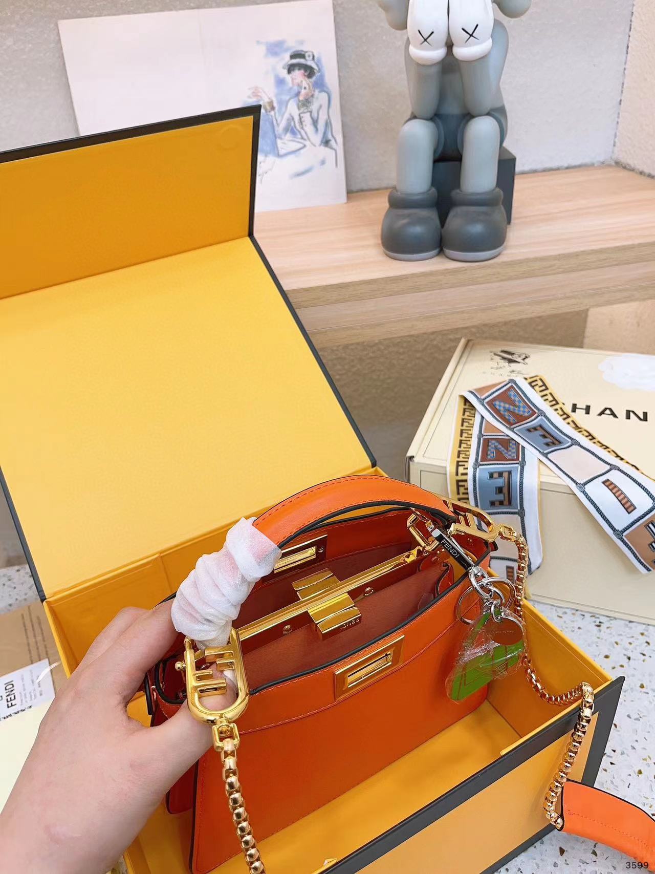 FEND1 高品質のポータブル ショルダー メッセンジャー バッグ【50％割引+送料無料】