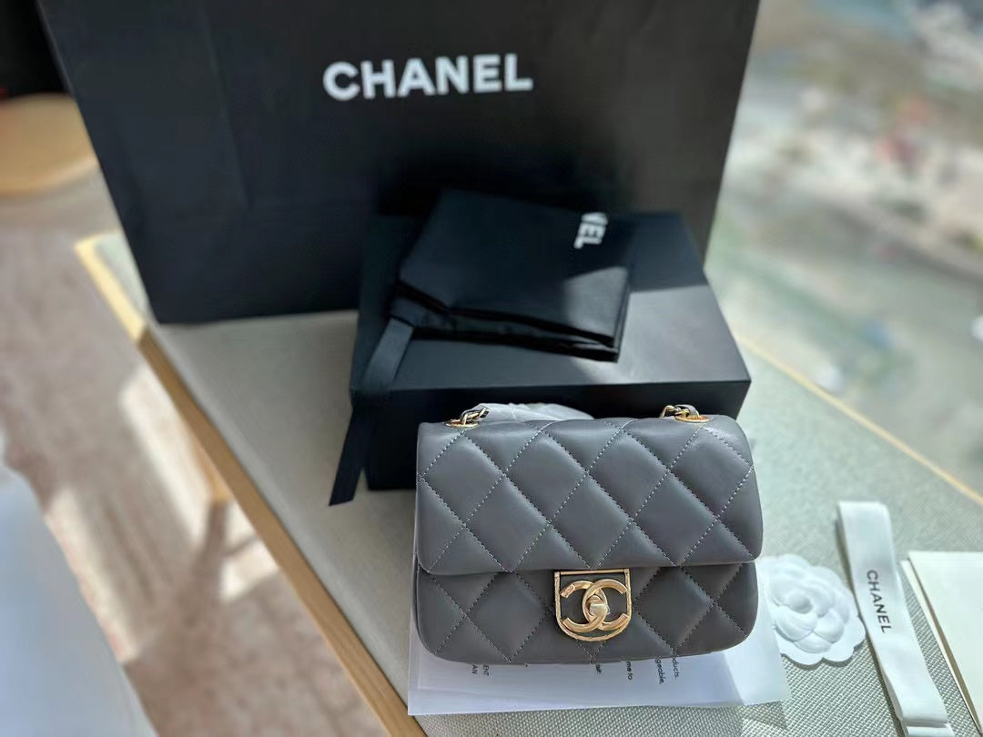 CHANE1新作ショルダーメッセンジャーバッグ【50％割引+送料無料】