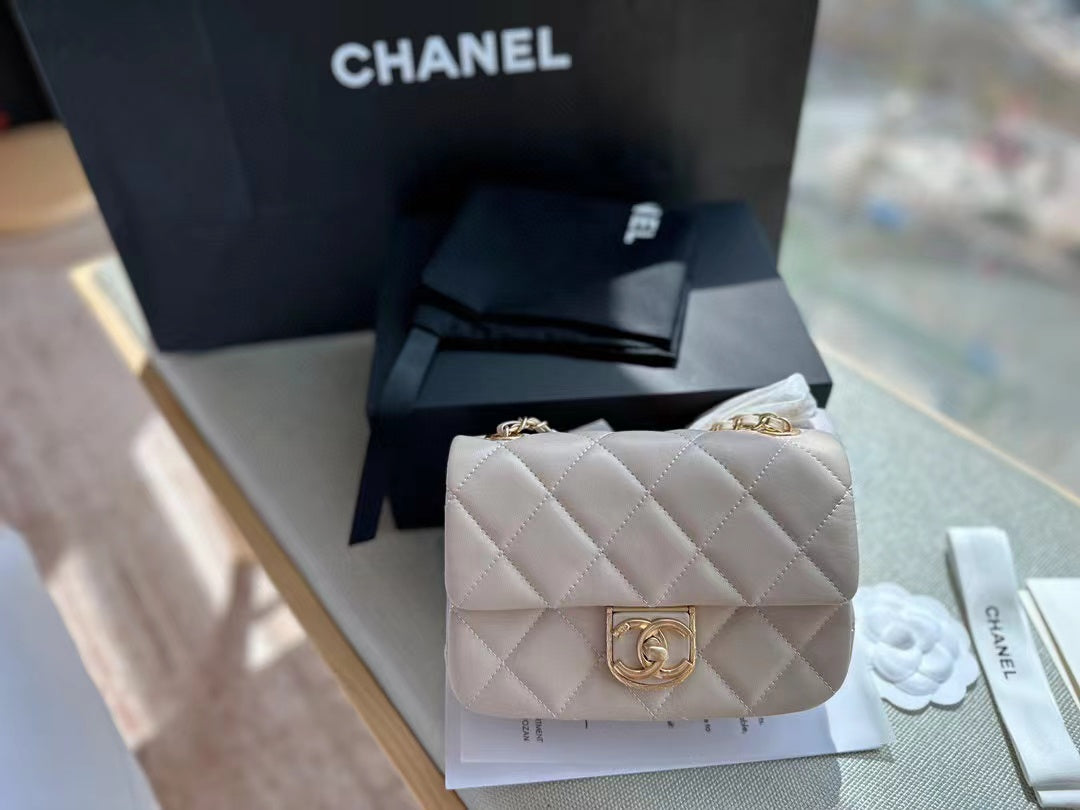 CHANE1新作ショルダーメッセンジャーバッグ【50％割引+送料無料】