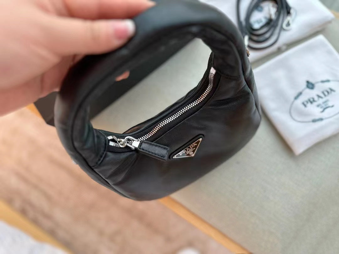 PR4DA 牛革脇下バッグ【50％割引+送料無料】