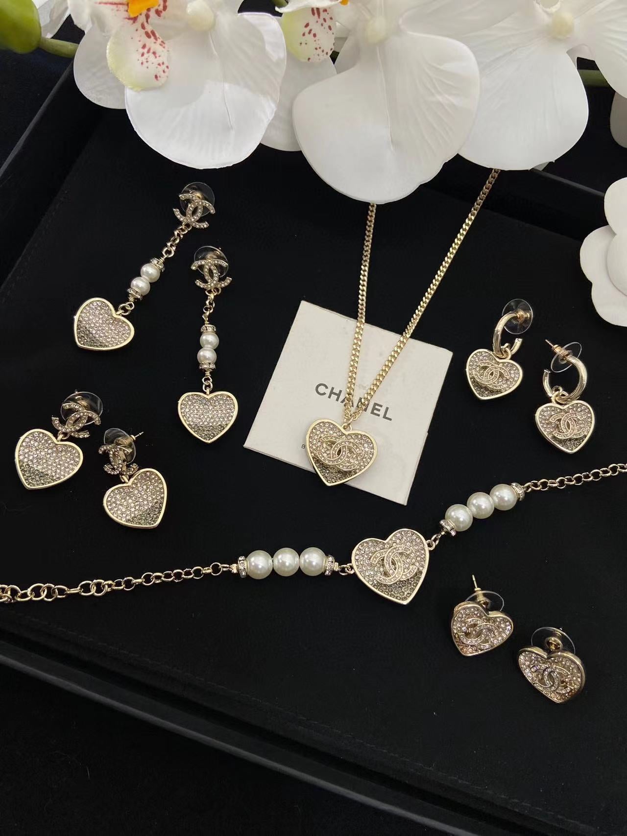 CHANE1 ハート ダイヤモンド ブレスレット ネックレス イヤリング【50％割引+送料無】