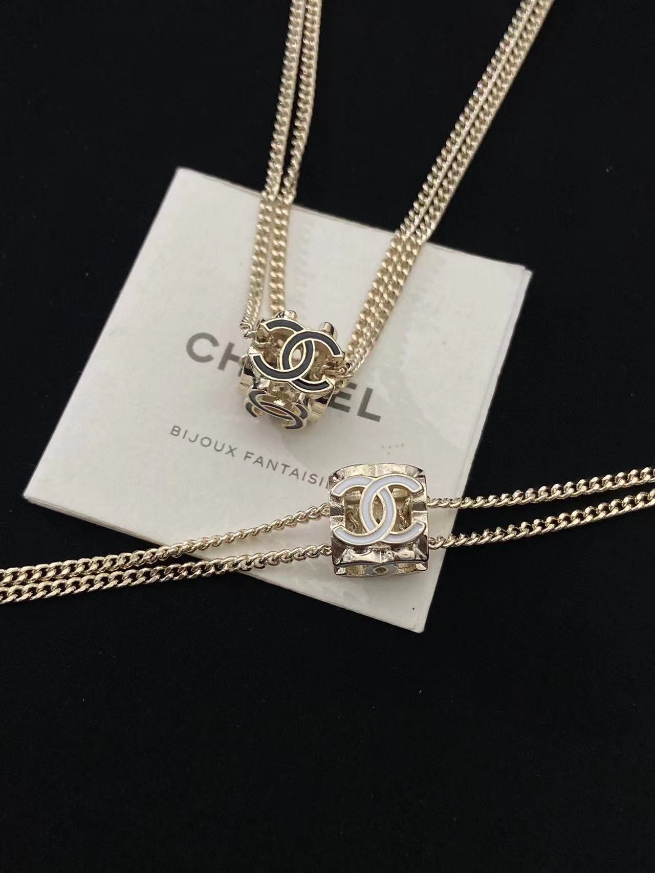 CHANE1 ダイス 白黒 ネックレス【50%割引+送料無】