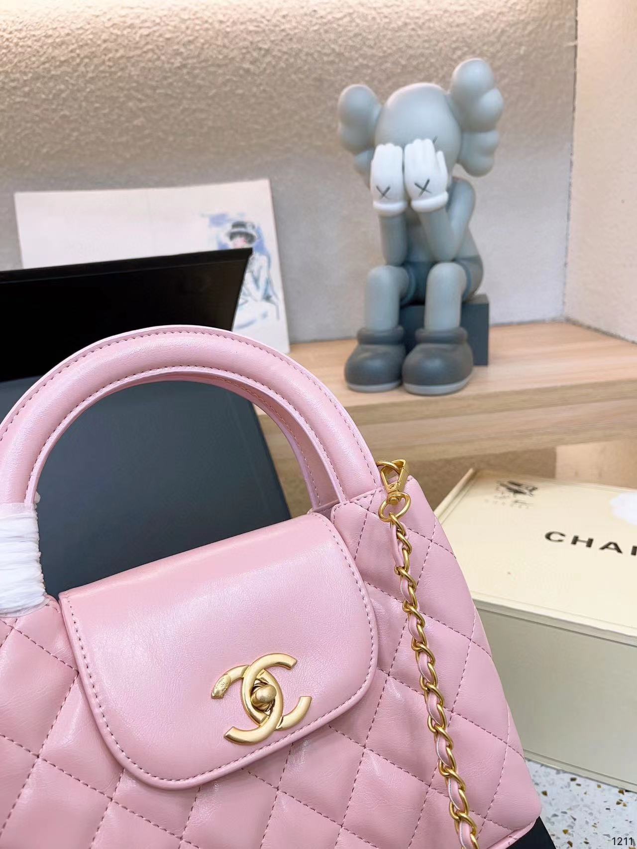 CHANE1 23p ハンディショルダーメッセンジャーバッグ【50%割引+送料無料】