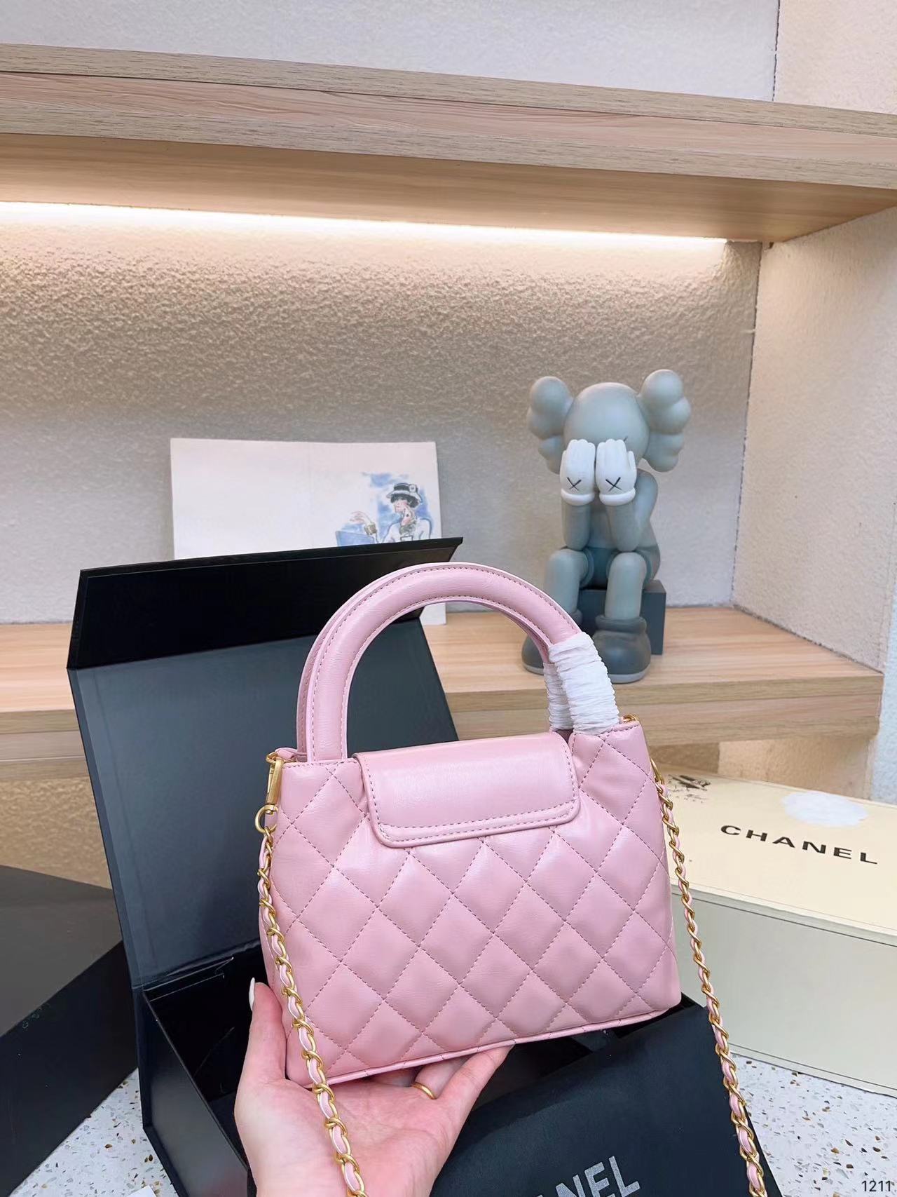 CHANE1 23p ハンディショルダーメッセンジャーバッグ【50%割引+送料無料】