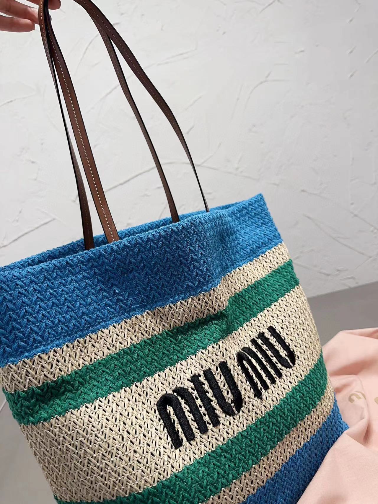M1UM1U ストロービーチバッグ 33×34cm【50％割引+送料無料】