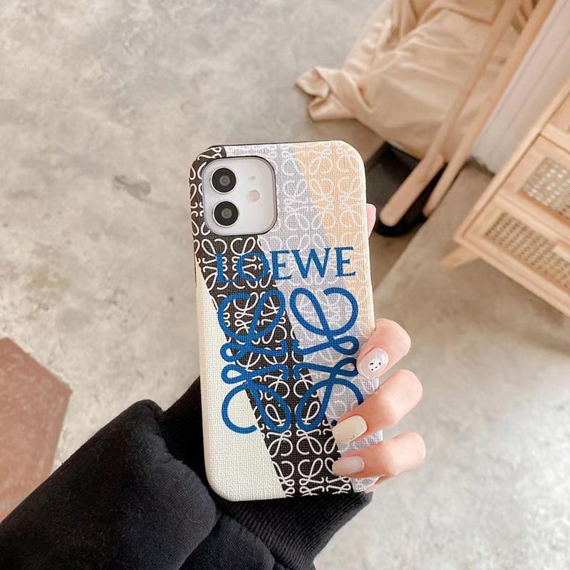 [L0EWE]23新着📿レザープリント携帯ケース📿📱パール【50％割引+送料無料】 