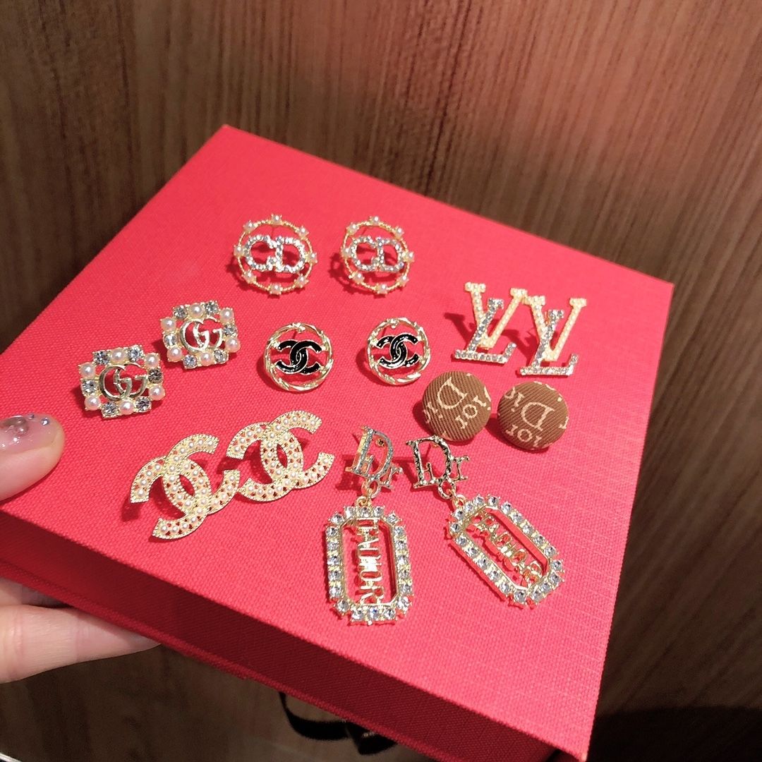 スタッドピアス7個セット 【50%割引+送料無料】