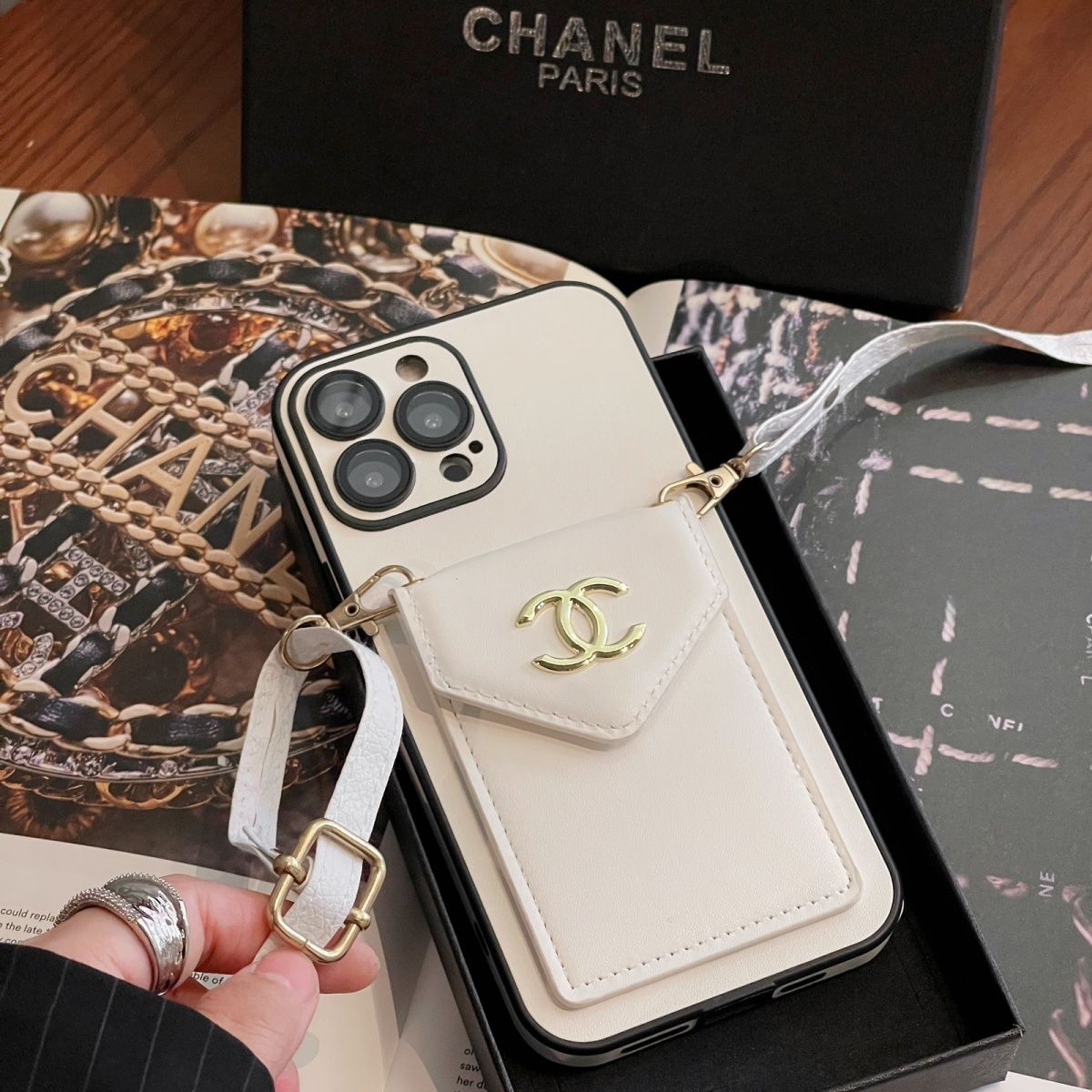 【CHANE1  】名刺入れ斜めがけバッグ電話ケース📱【50％割引+送料無料】