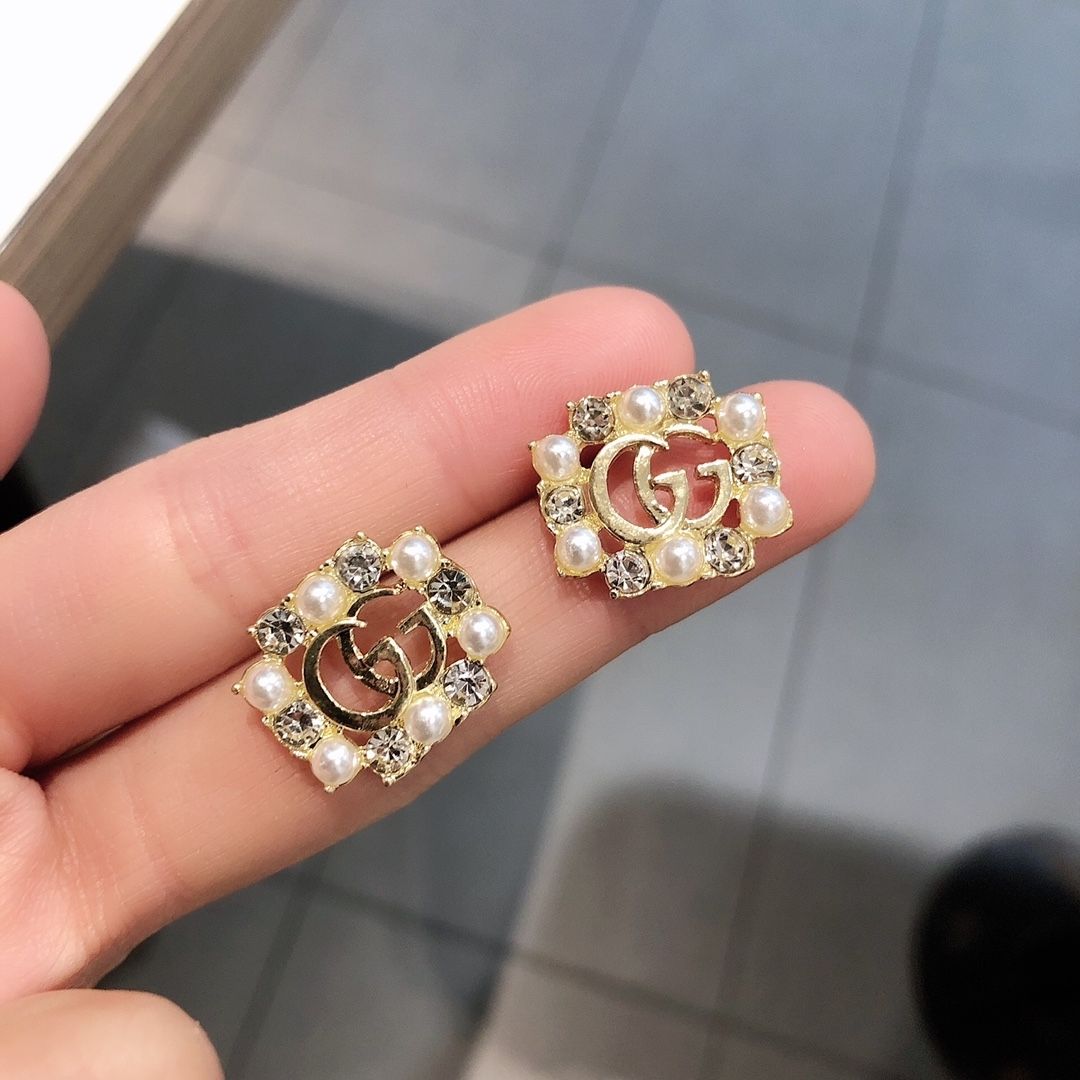 スタッドピアス7個セット 【50%割引+送料無料】