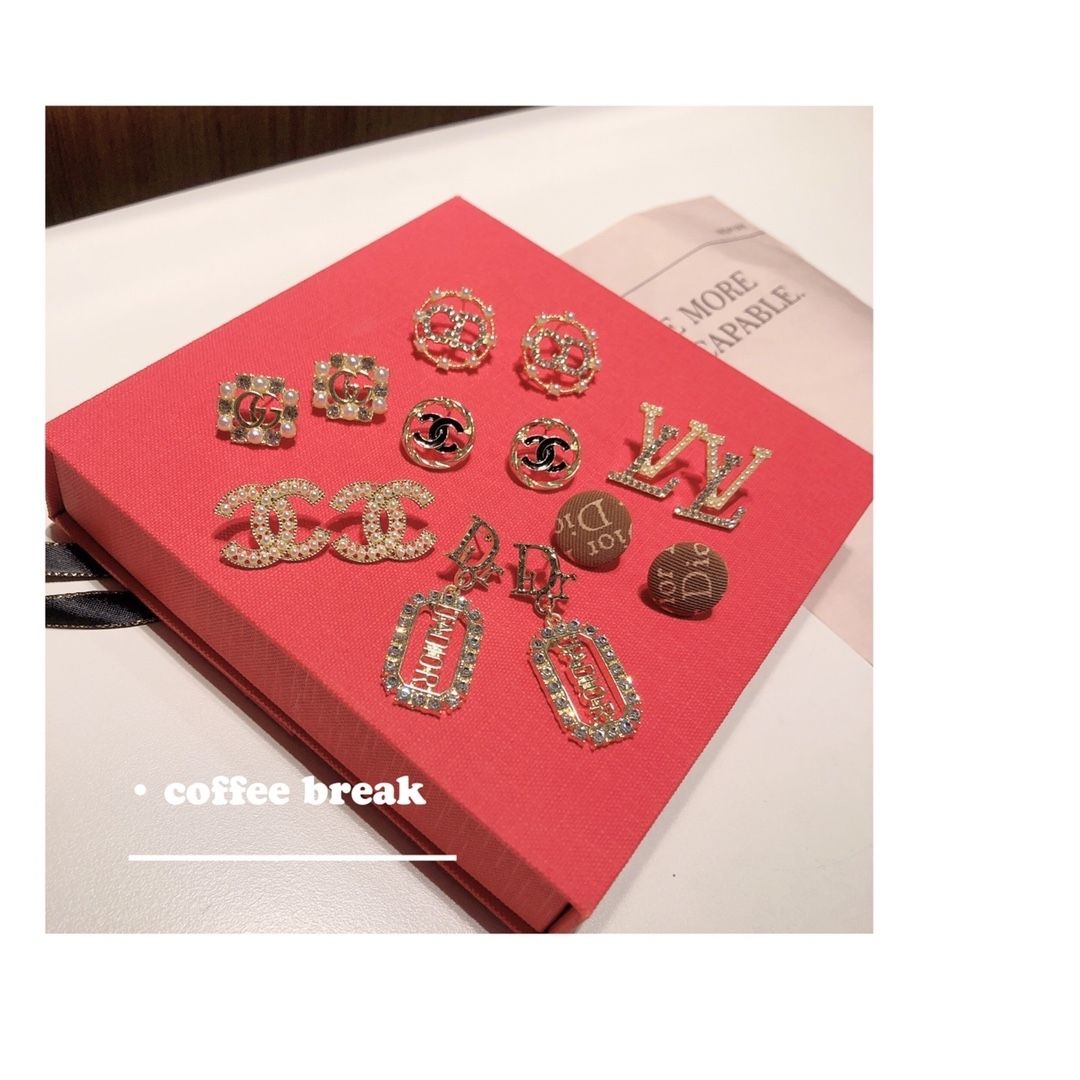 スタッドピアス7個セット 【50％割引+送料無料】