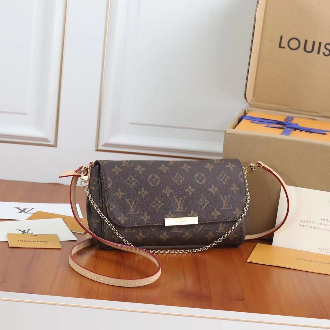 【LOUIS VUITTON】Favorite   サイズ: 28x15x4 cm -3色