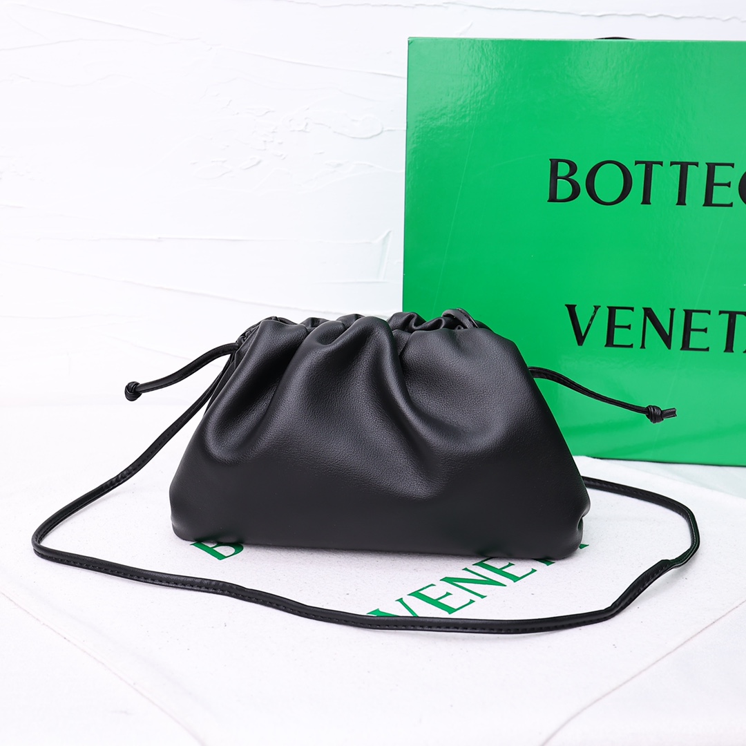 【Bottega Veneta】mini pouch -22*13*5CM -8色