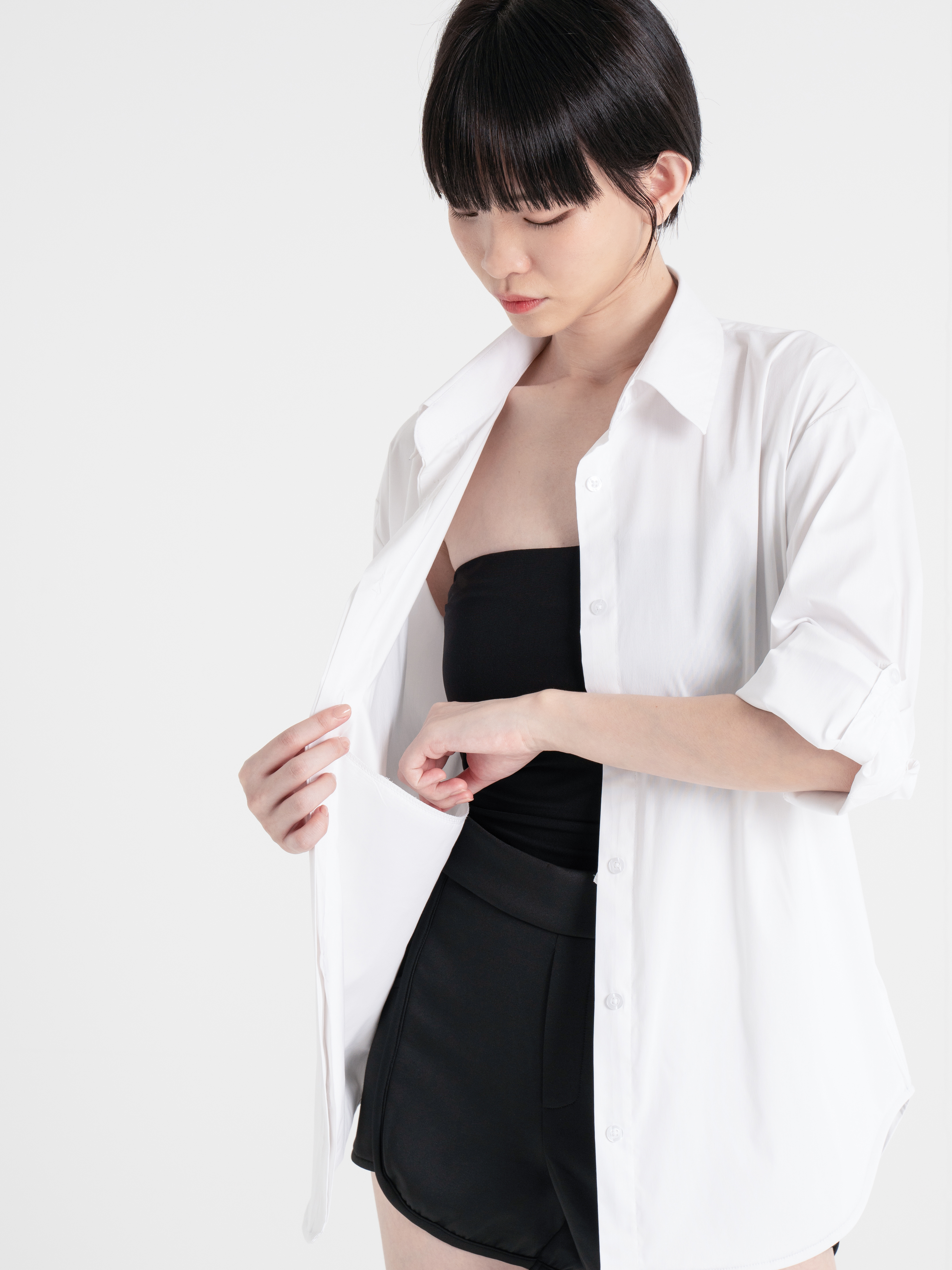 Neucvr Classic - Button Up Boyfriend Shirt (White)
