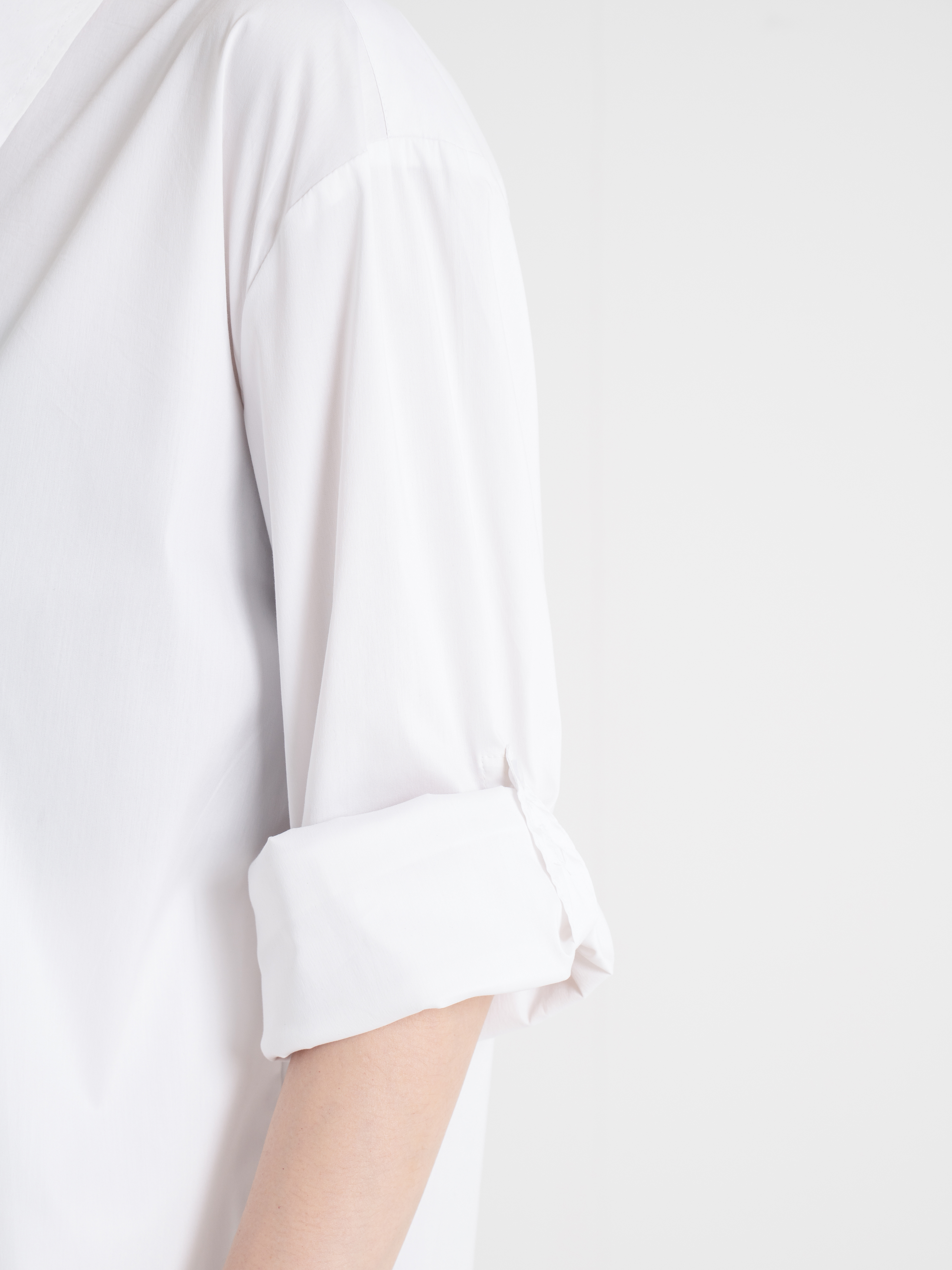 Neucvr Classic - Button Up Boyfriend Shirt (White)