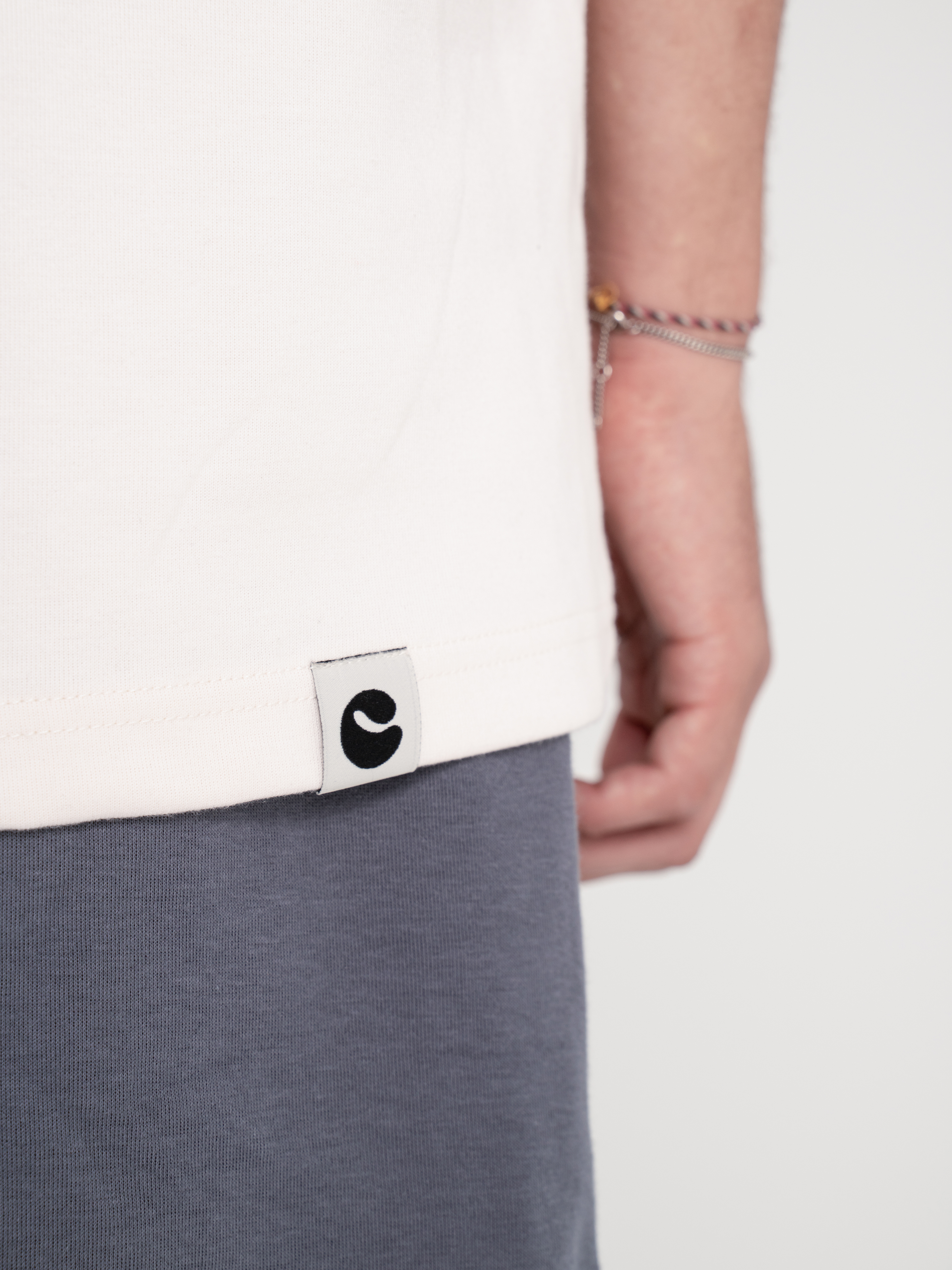 Neucvr Way - Essential Oversized Tee (Beige) Unisex