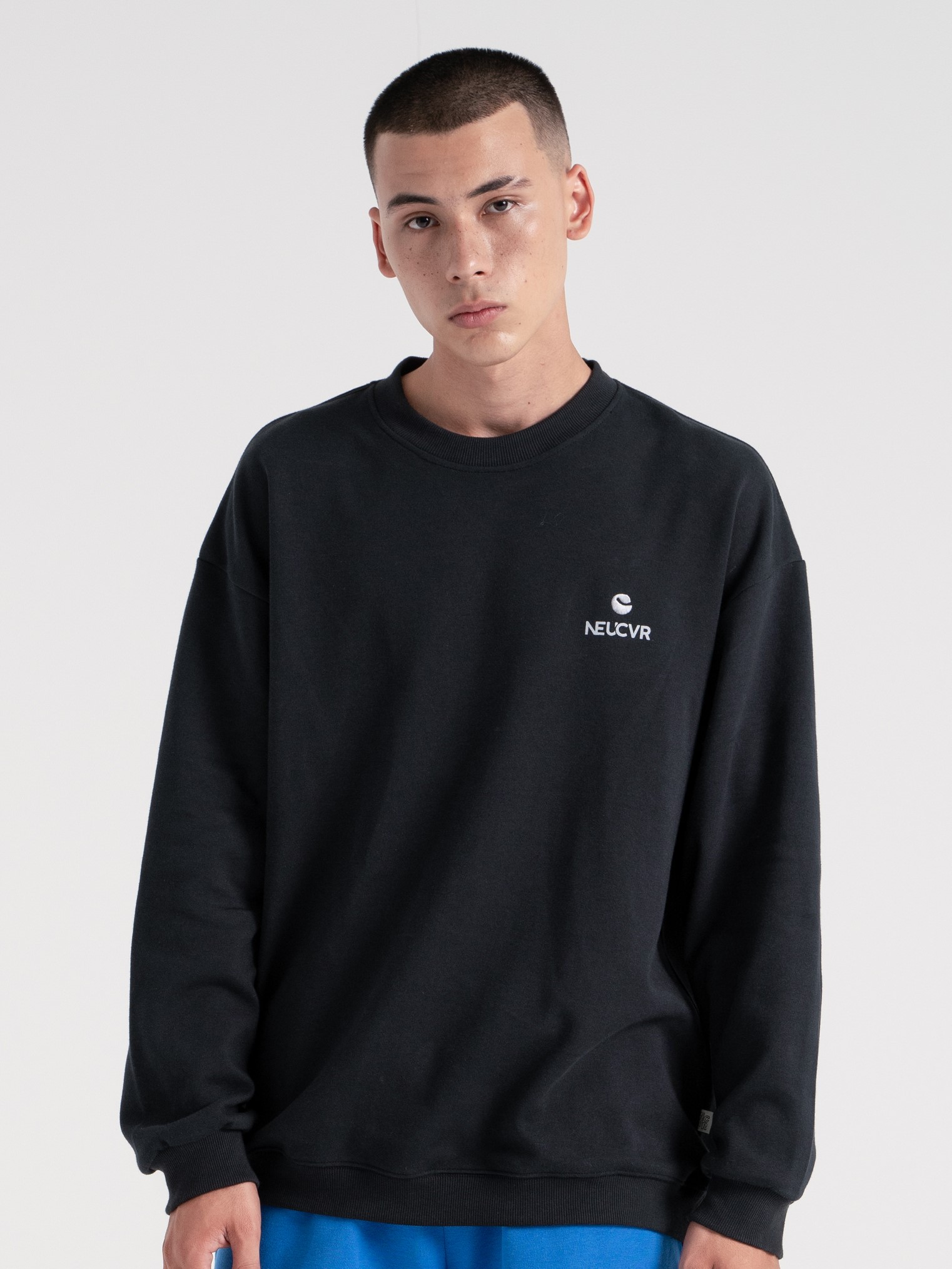 Neucvr Way - Essential Sweater (Black) Unisex
