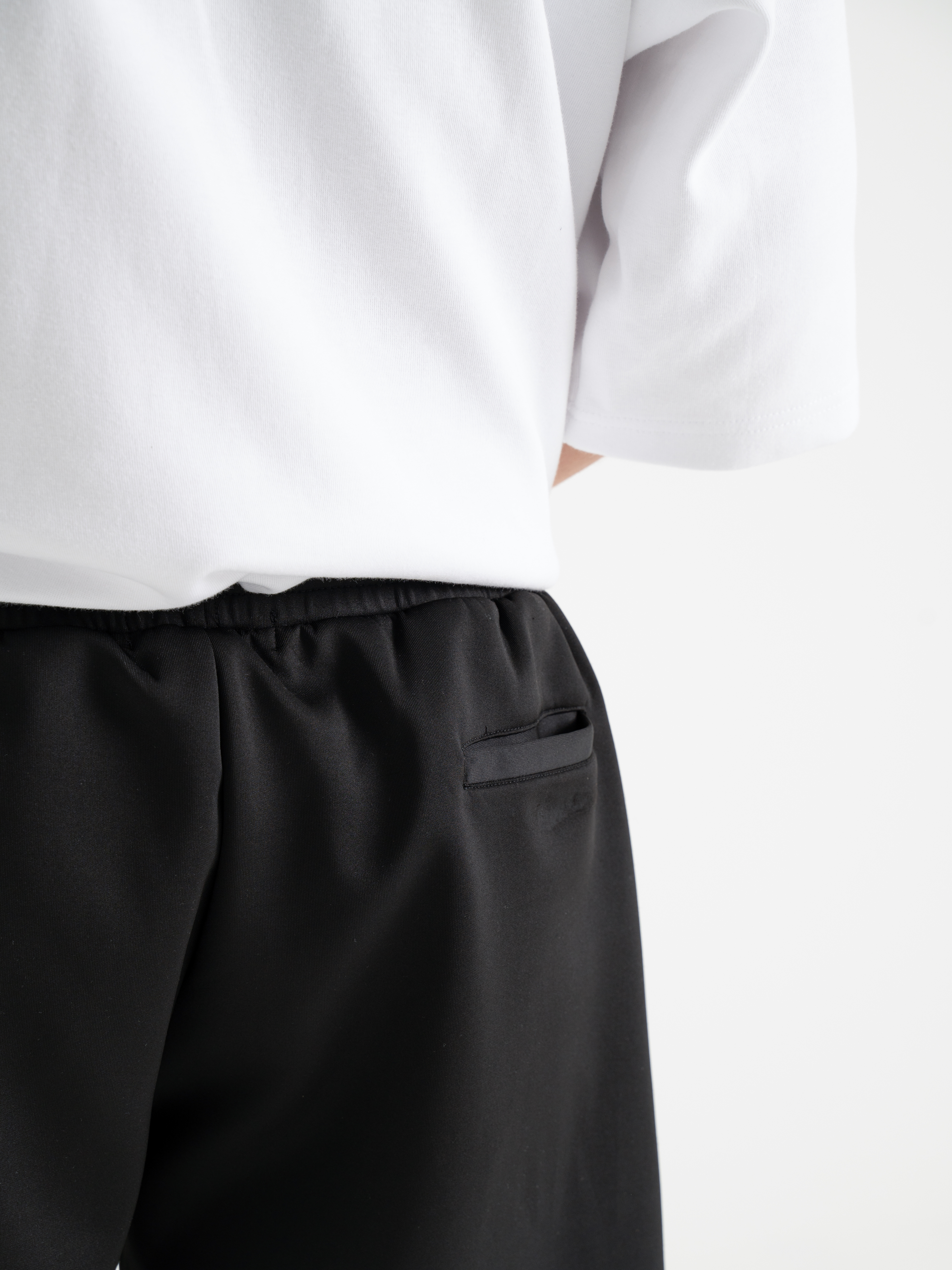 Neucvr Classic - Slim Scuba Shorts