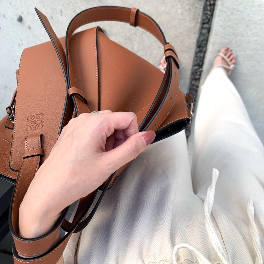 気質アップ】 ロエベ ハンモック 白 ミディアム - ハンドバッグ - bu.edu.kz