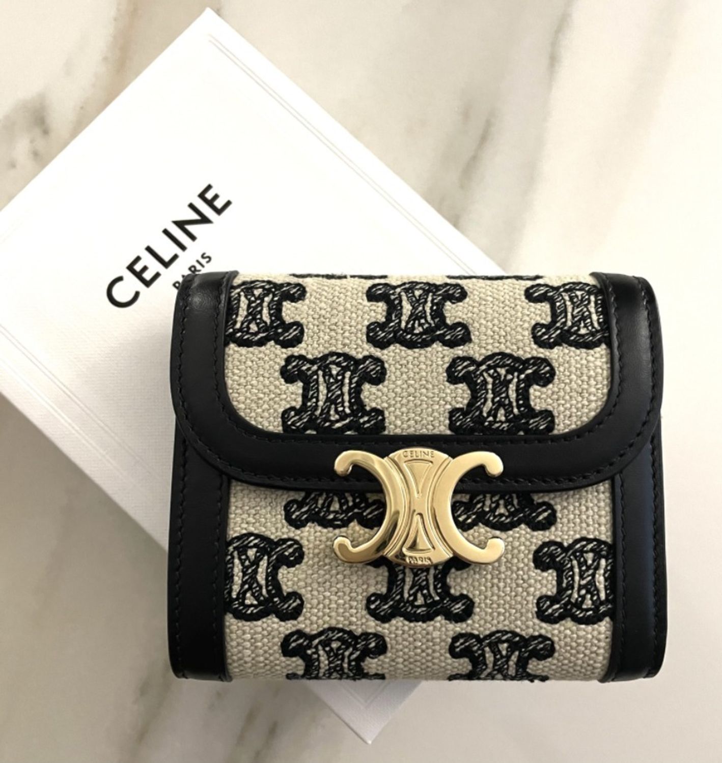 CELINE スモール トリオンフ 財布 - テキスタイル&カーフスキン CELINE】スモールウォレット トリオンフ テキスタイル＆カーフ