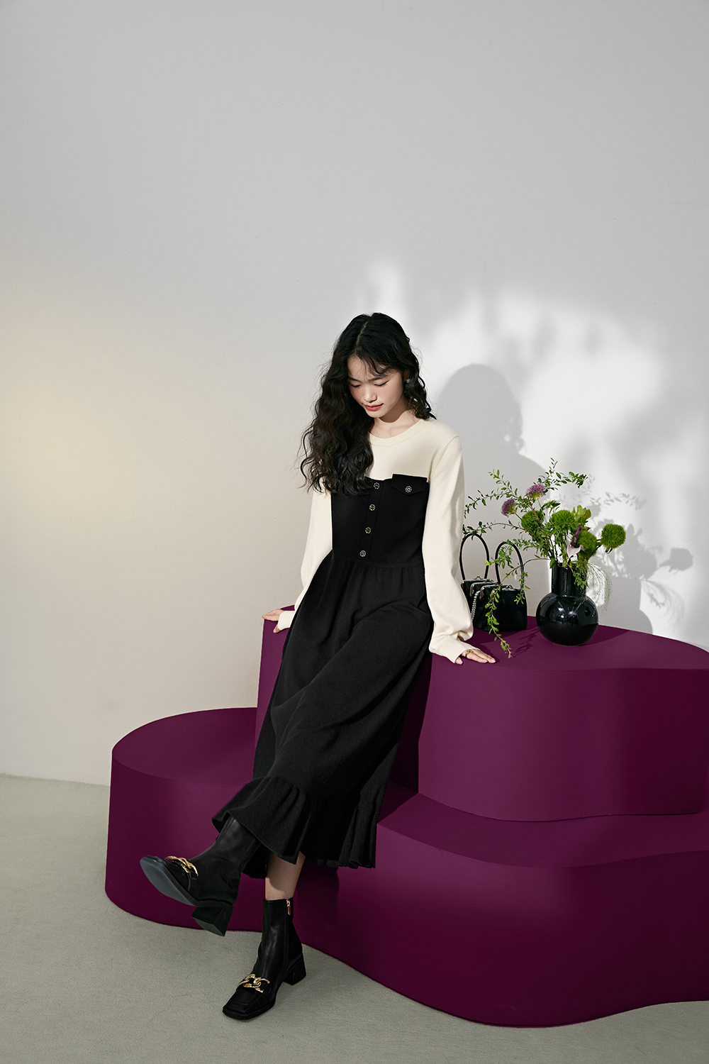 Broad color black base knit dress women autumn winter 2022 new long sleeve with French sweater skirt