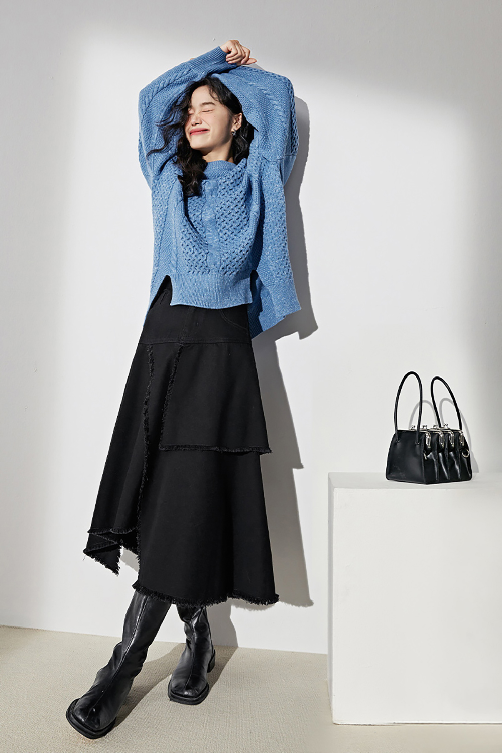 Black denim skirt, half skirt, women's new high waist A-shaped irregular long skirt in autumn and winter 2022