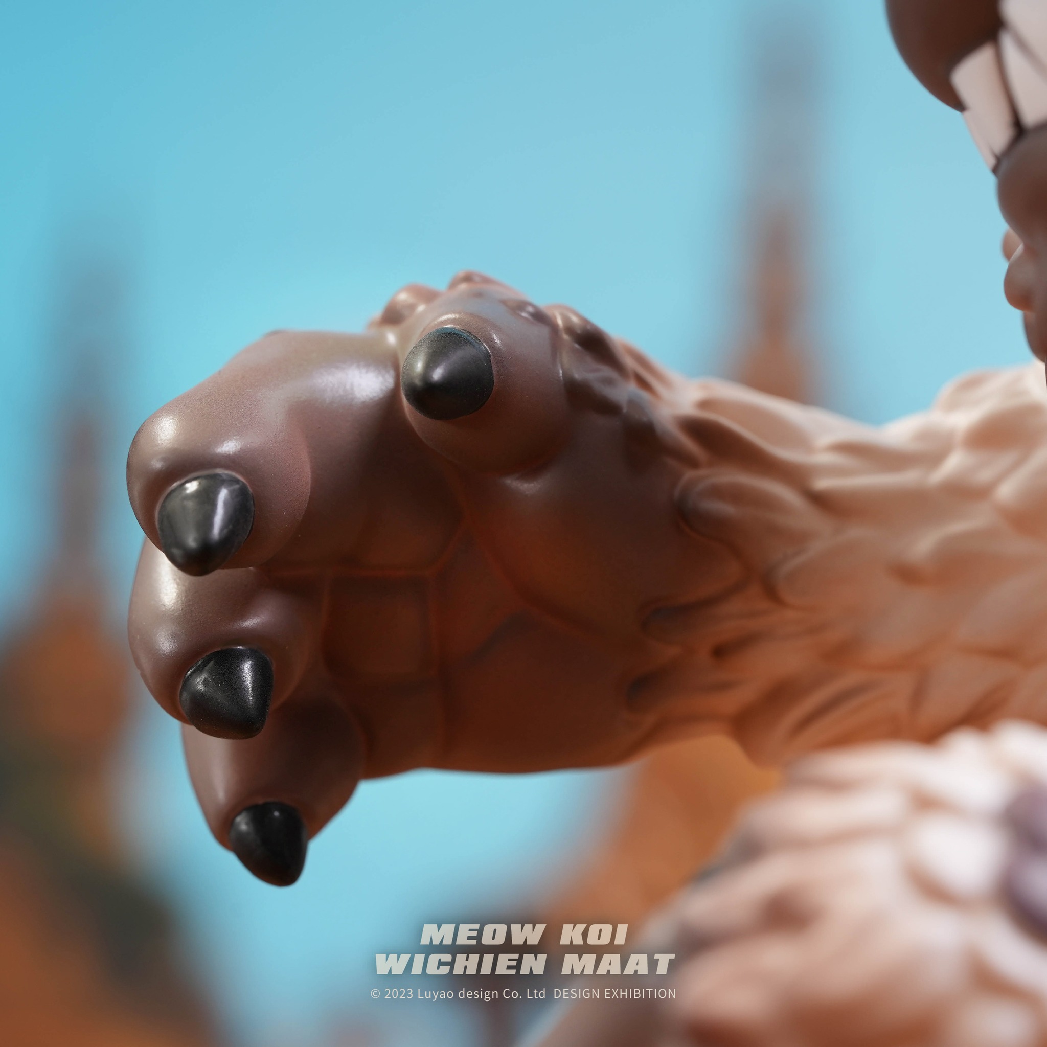 Meow Koi-Wichien maat by Luyao