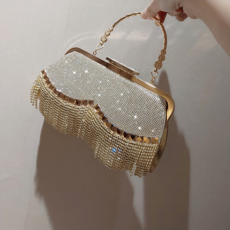 B9024   Bags