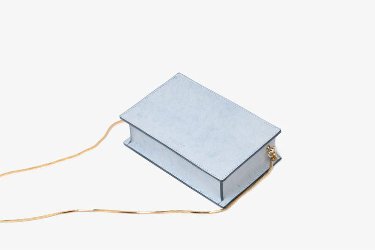 女性用ショルダーバッグ