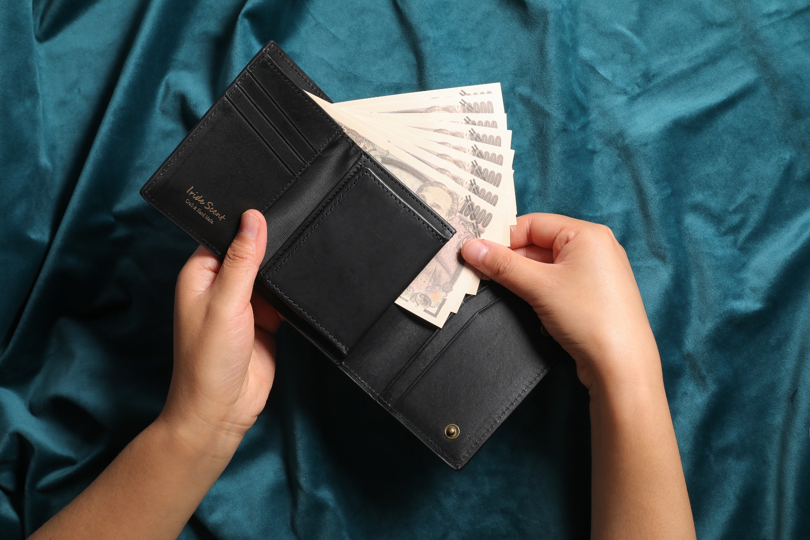 イタリアンレザー 三つ折り 小さい 財布 