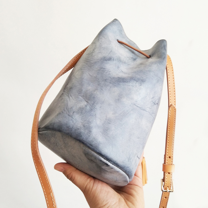 女性用バケツバッグ