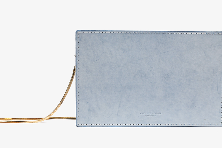 女性用ショルダーバッグ