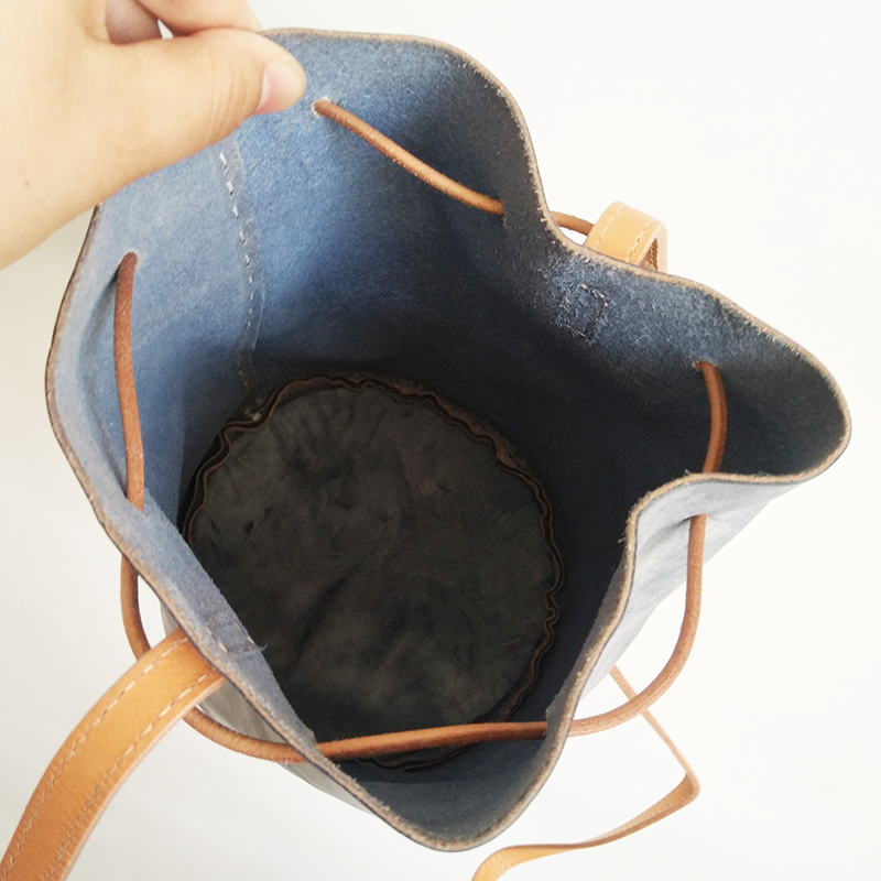 女性用バケツバッグ