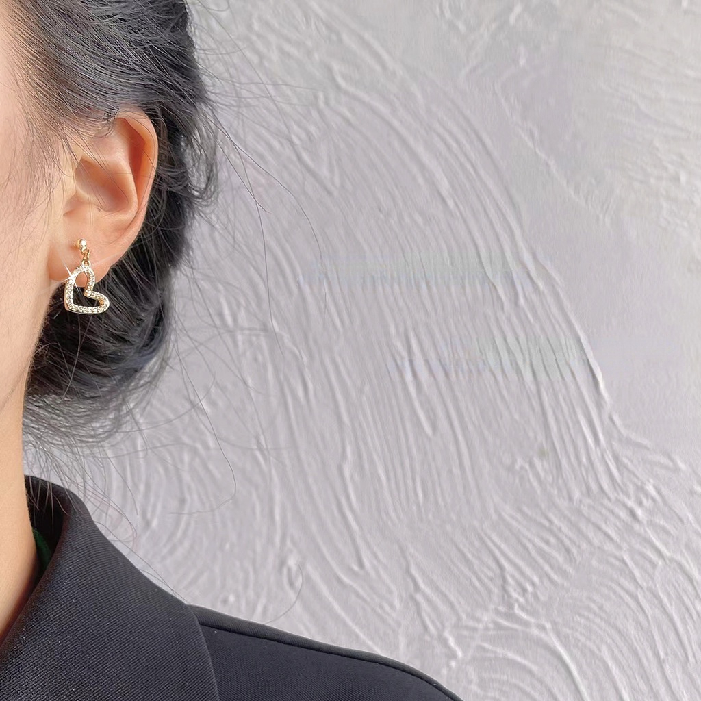 Vibrant Zircons Heart Korean Style 14k Gold Plated Earrings