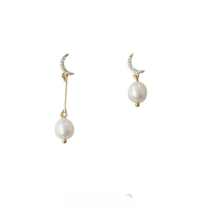 Dreamy Asymmetrical Micro-Encrusted Zircon Earrings With Fresh Water Pearl & 925 Earrings Post