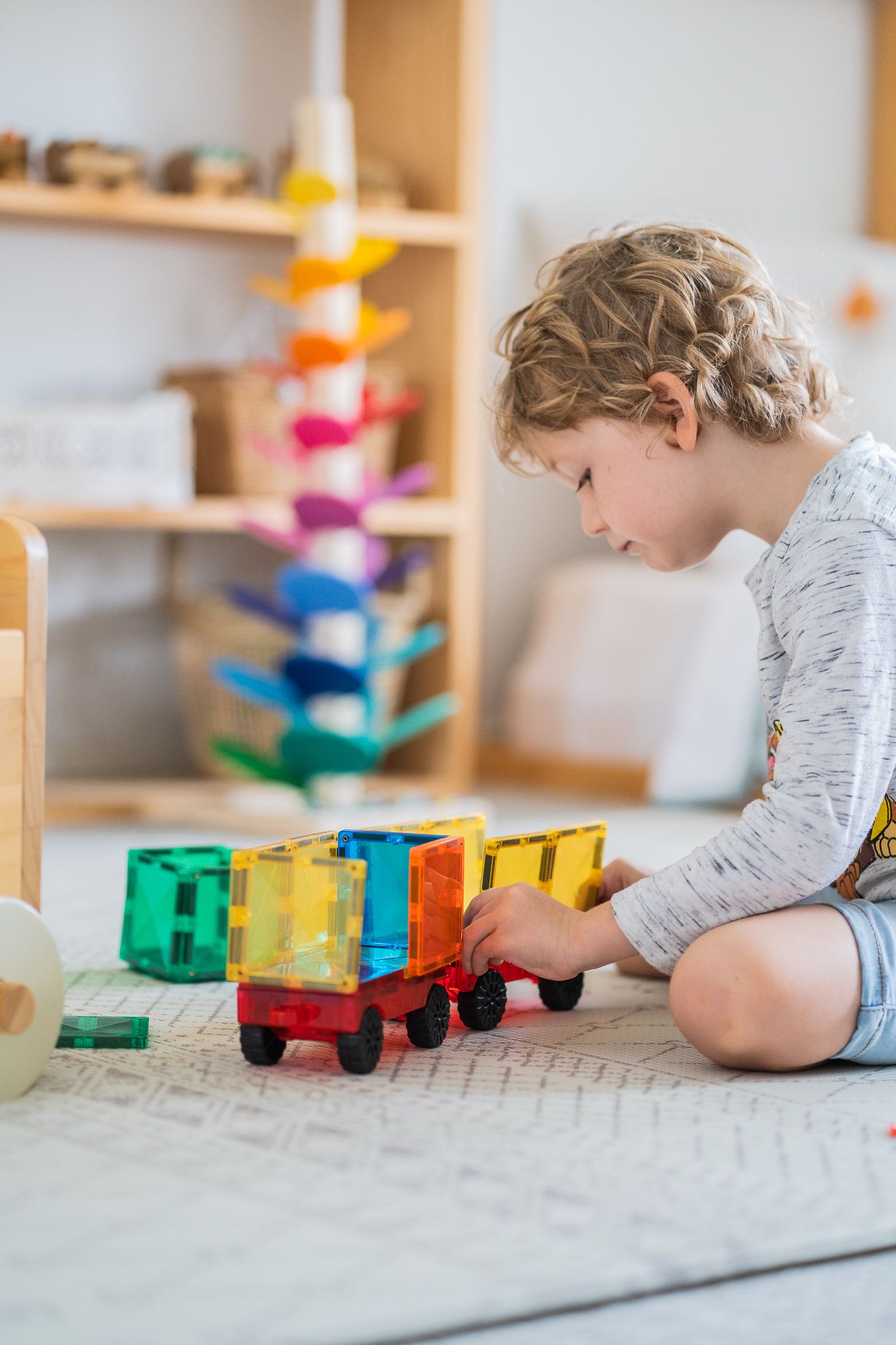 Connetix Magnetic Tiles 50 piece Rainbow Transport Pack for Open Ended Play
