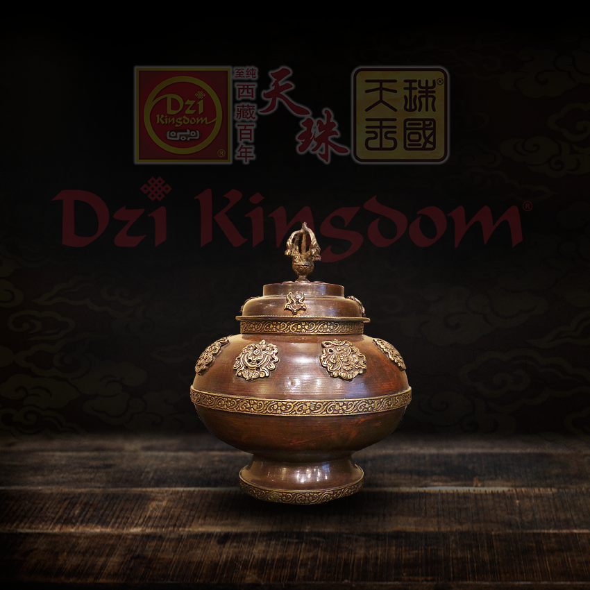 Treasure Vase 宝瓶