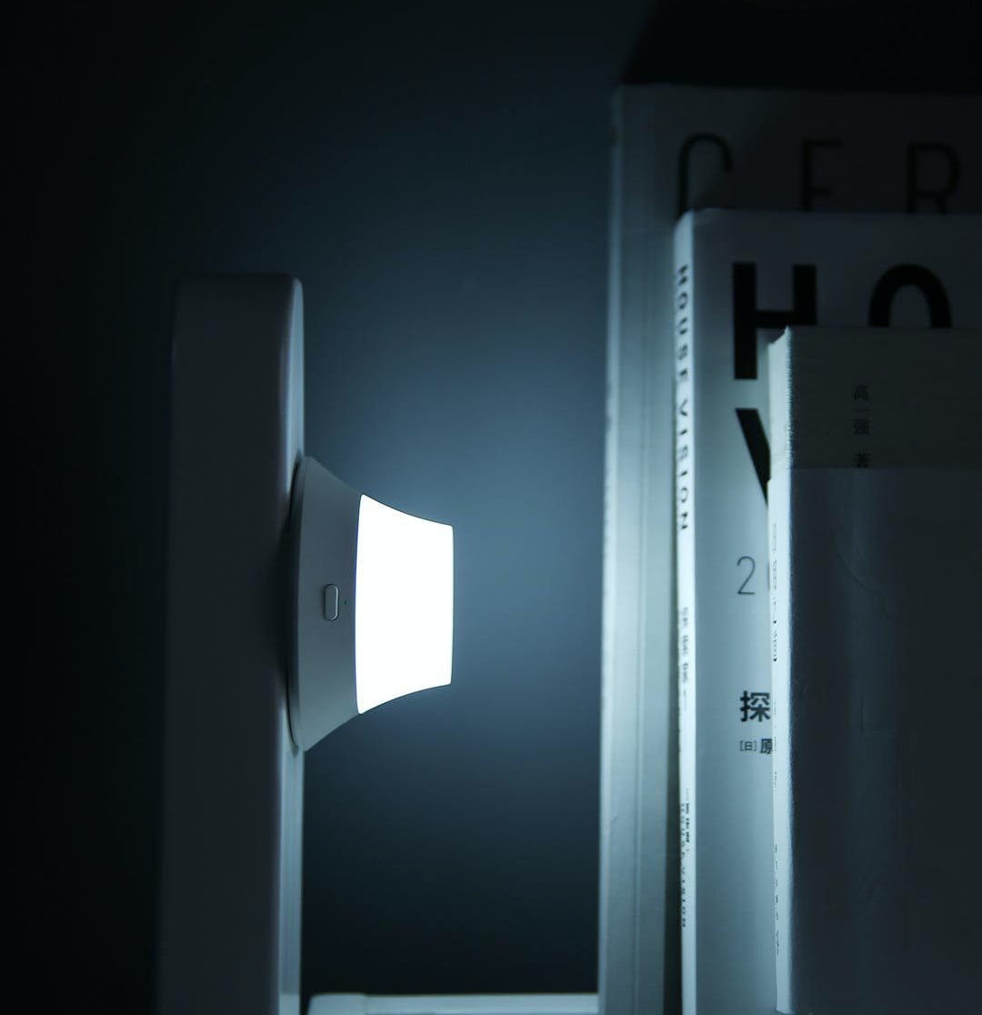 Yeelight Wireless Charging Port Nightlight