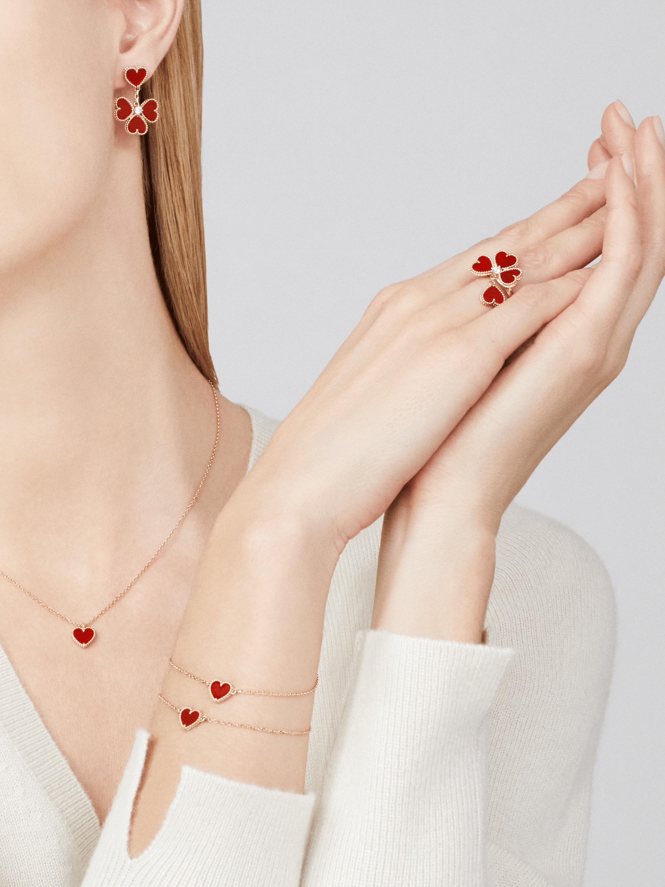 Sweet Alhambraå¿å½¢æé¾, ç«ç°é, çº¢çé«:  1 å®ç³, Worn Alternative, Jewelry Bracelet