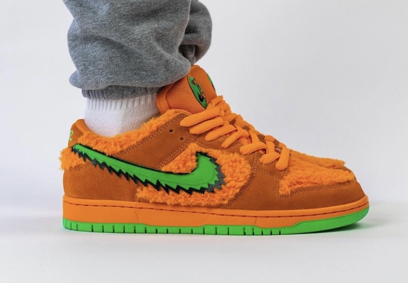 Nike SB Dunk Low Grateful Dead Orange Bear CJ5378-800 Release Date On-Feet