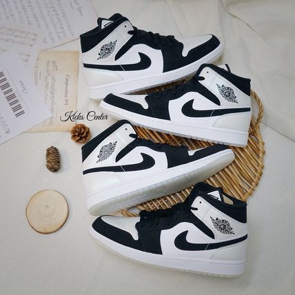 Nike スニーカー ★ナイキ★エアジョーダン1 ミッド "ブラック/ホワイト"(4)