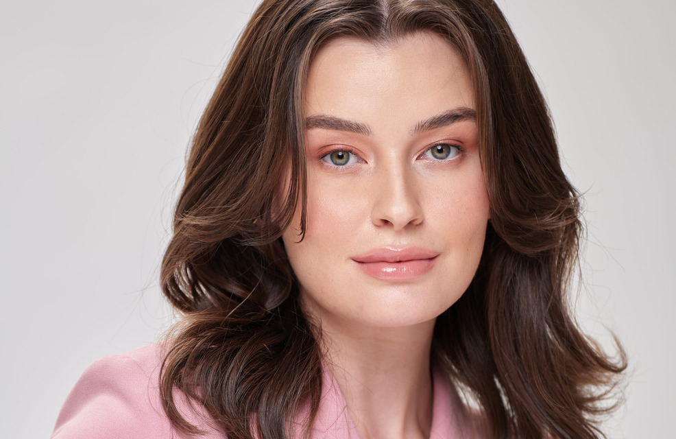 Part 1: How to Choose the Right Makeup to Get a Natural Beautiful Look-HAUS