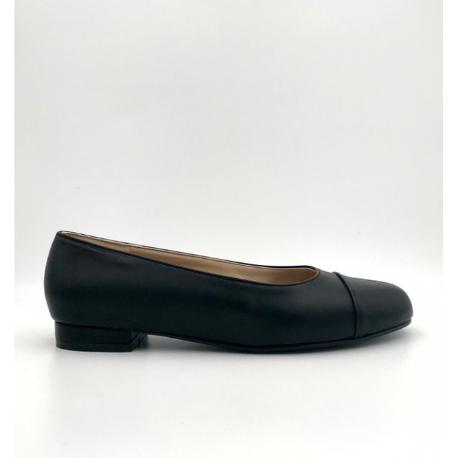 Tessa Round Toe Ballerina Flats