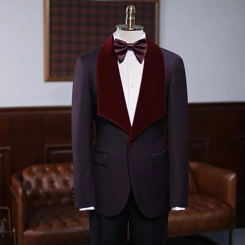  Black Mens Suits Burgundy Velvet Lapel Groom Tuxedos Groomsmen Wedding Party Dinner Men Designs Suits