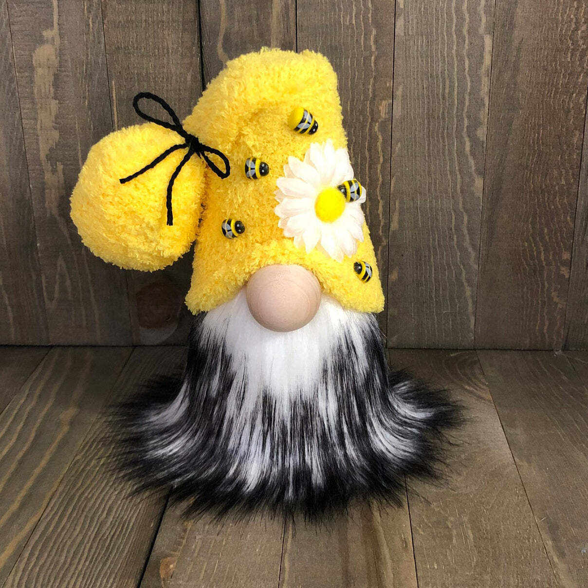 Bumblebee Farmhouse Gnome Tiered Tray Gnome